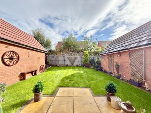 Photo 10- click for photo gallery